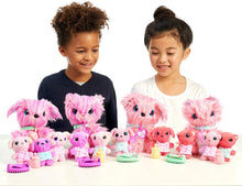 Load image into Gallery viewer, Little Live Pets Scruff-A-Luvs Family Pack. Wash, Dry and Brush to Reveal The which Animal You Rescued and How Many Babies. 10 Surprises.