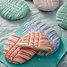 Load image into Gallery viewer, Wilton 409-7722 Cookie Flooding Decorating Kit