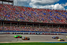 Load image into Gallery viewer, Uniden Handheld Scanner, Public Safety, Police, Fire, Emergency, Marine, Auto Racing, Civil Air, Ham Radio, Railroad, CB Radio, NOAA Weather