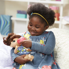 Load image into Gallery viewer, Baby Alive Sweet Spoonfuls Baby Doll Girl (Brunette)