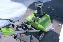 Load image into Gallery viewer, Greenworks 20-Inch 13 Amp Corded Snow Thrower 2600502