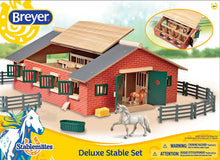 Load image into Gallery viewer, Breyer Stablemates Deluxe Horse Stable Set | 19 Piece Play Set with 2 Horses | 28&quot; x 16&quot; x 8.5&quot; | 1:32 Scale | Model #59209,Multicolor