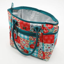 Load image into Gallery viewer, The Pioneer Woman Patchwork Lunch Tote w/ Hydration Bottle