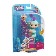 Load image into Gallery viewer, WowWee Fingerlings Baby Monkey &amp; Mini Bffs Billie &amp; Aiden Finger Puppets