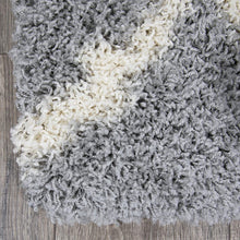 Load image into Gallery viewer, Shaggy Collection Trellis Design Area Rug