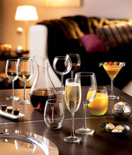 Load image into Gallery viewer, Arc International N7340 Luminarc Cachet 10 Ounce Martini Glass, Set Of 4, Clear