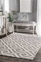Load image into Gallery viewer, nuLOOM MTVS174B Hand Tufted Kellee Wool Rug, 6' Round, Grey