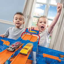 Load image into Gallery viewer, Step2 Hot Wheels Car &amp; Track Play Table