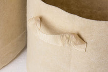 Load image into Gallery viewer, Hydro Crunch  Grow Bags Fabric Aeration Pots Container with Strap Handles
