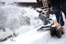 Load image into Gallery viewer, WEN 5662 Blaster 13.5-Amp 18-Inch Electric Snow Thrower