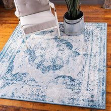 Load image into Gallery viewer, Unique Loom Traditional Vintage Round Rug