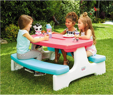 Load image into Gallery viewer, L.O.L. Surprise! Birthday Party Table with Umbrella