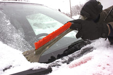Load image into Gallery viewer, Bigfoot Deluxe Snowbrush and Ice Scraper – 21”