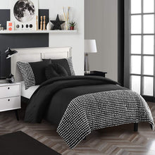 Load image into Gallery viewer, Idea Nouva Tufted Stripe Comforter Set