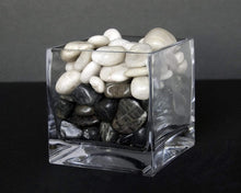 Load image into Gallery viewer, Mosser Lee 1160 Decorative Polished Stones, White, 5-Pound