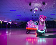 Load image into Gallery viewer, Chicago Skates Pulse Light-Up Quad (Little Kid/Big Kid/Adult)