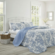Load image into Gallery viewer, Laura Ashley Home Quilt