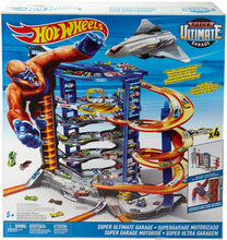 Load image into Gallery viewer, Hot Wheels The Super Ultimate Garage