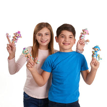 Load image into Gallery viewer, WowWee Fingerlings Baby Monkey &amp; Mini Bffs Billie &amp; Aiden Finger Puppets
