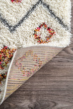 Load image into Gallery viewer, nuLOOM Cicely Bohemian Shag Runner Rug, 2' 8" x 8', White