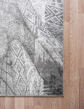 Load image into Gallery viewer, Unique Loom Traditional Vintage Round Rug