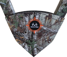 Load image into Gallery viewer, Rush Creek Creations 3 Bow 12 Arrow Wall Rack