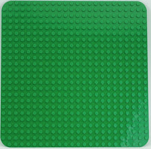 Load image into Gallery viewer, LEGO DUPLO Creative Play Large Green Building Plate 2304 Building Kit (1 Piece)