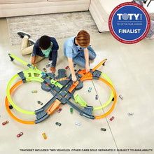 Load image into Gallery viewer, Hot Wheels Colossal Crash Track Set
