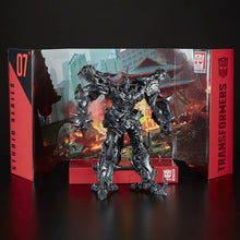 Load image into Gallery viewer, Transformers Studio Series 07 Leader Class Movie 4 Grimlock