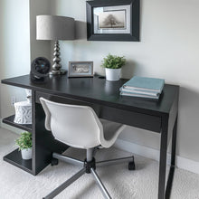 Load image into Gallery viewer, Vornado 133 Compact Air Circulator Fan