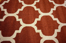 Load image into Gallery viewer, Unique Loom Trellis Collection Moroccan Lattice Red Round Rug (6' 0 x 6' 0)
