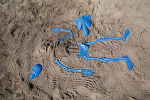 Load image into Gallery viewer, Toysmith Get Outside GO! Bag O' Beach Bones Playset Multi, 15 Inch