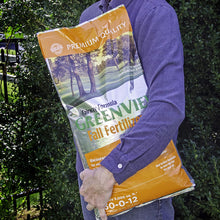 Load image into Gallery viewer, GreenView Fairway Formula Fall Lawn Fertilizer, 25 lb bag, Covers 5,000 Sq. Ft