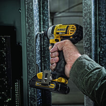Load image into Gallery viewer, DEWALT 20V MAX XR Battery, Lithium Ion, 5.0Ah (DCB205)
