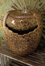 Load image into Gallery viewer, Deco 79 40744 Ceramic Decorative Rooster Statue, 13 by 14-Inch