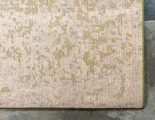 Load image into Gallery viewer, Unique Loom Area Rug